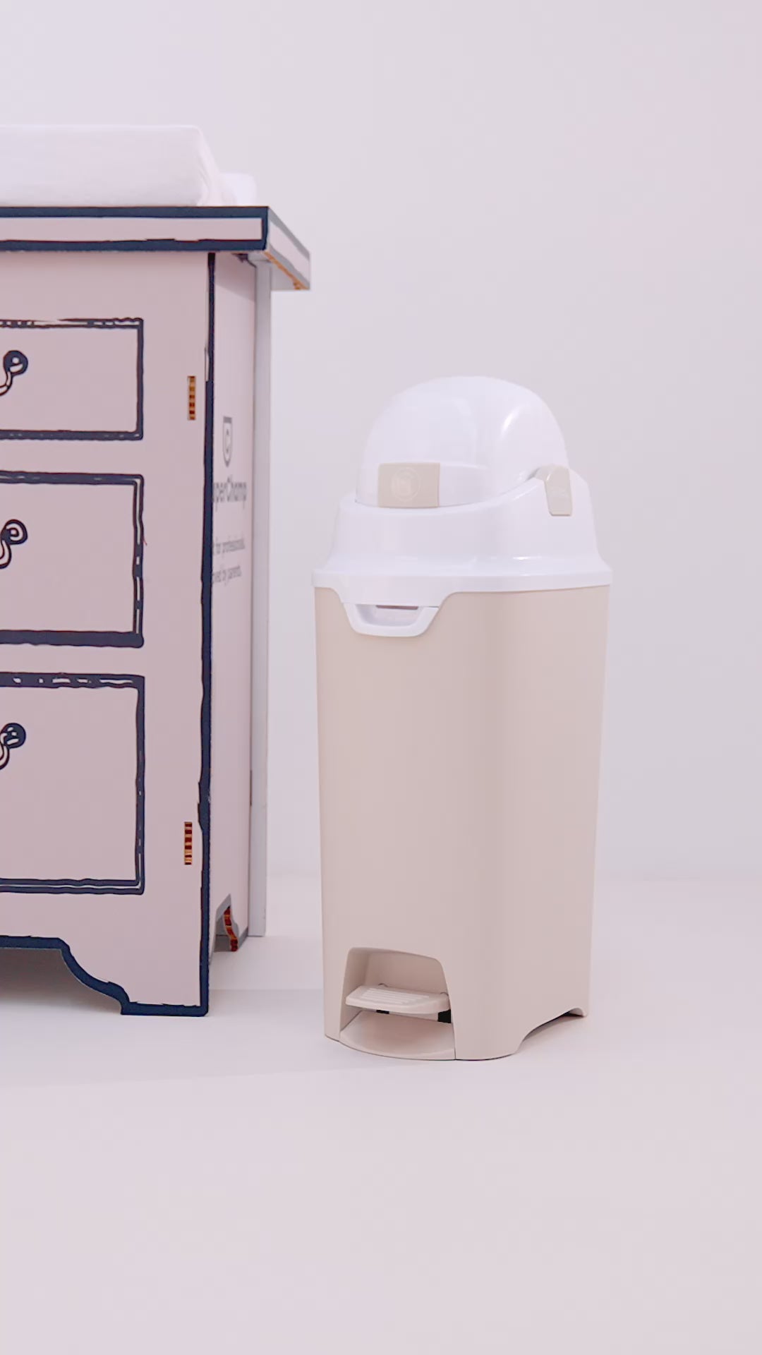 DiaperChamp ONE Handsfree Medium (Mains libres) - Sable argile (10 SACS ÉCO inclus gratuitement)